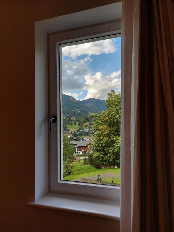 Alpenflair - Charming Ski-To-Door Apartment Bad Kleinkirchheim Exterior photo